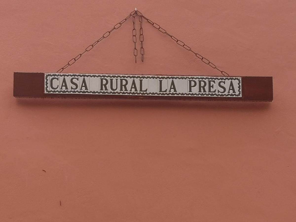 Casa Rural La Presa Вайермосо Екстериор снимка
